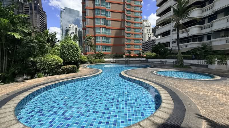 Charan Tower Residences by Aspira, Bangkok, 19 Soi Sukhumvit 43, Khlong Tan Nua, Watthana, Bangkok, 4 Bedrooms, 320 sqm, Apartment For Sale, by Kanrutai Dawruang, 500334402 - DDproperty.com