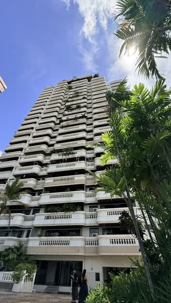 Charan Tower Residences by Aspira, Bangkok, 19 Soi Sukhumvit 43, Khlong Tan Nua, Watthana, Bangkok, 4 Bedrooms, 320 sqm, Apartment For Sale, by Kanrutai Dawruang, 500334402 - DDproperty.com