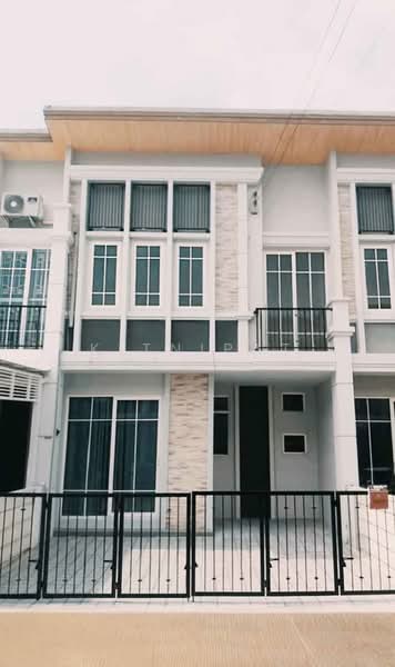 Golden Town 2 Ladprao-Kaset Nawamin, Bangkok, Soi Nawamin 42 Yak 27, Khlong Kum, Bueng Kum, Bangkok, 4 Bedrooms, 220 sqm, Townhouse For Sale, by Kitnipat Boonyadhammakul, 500334448 - DDproperty.com