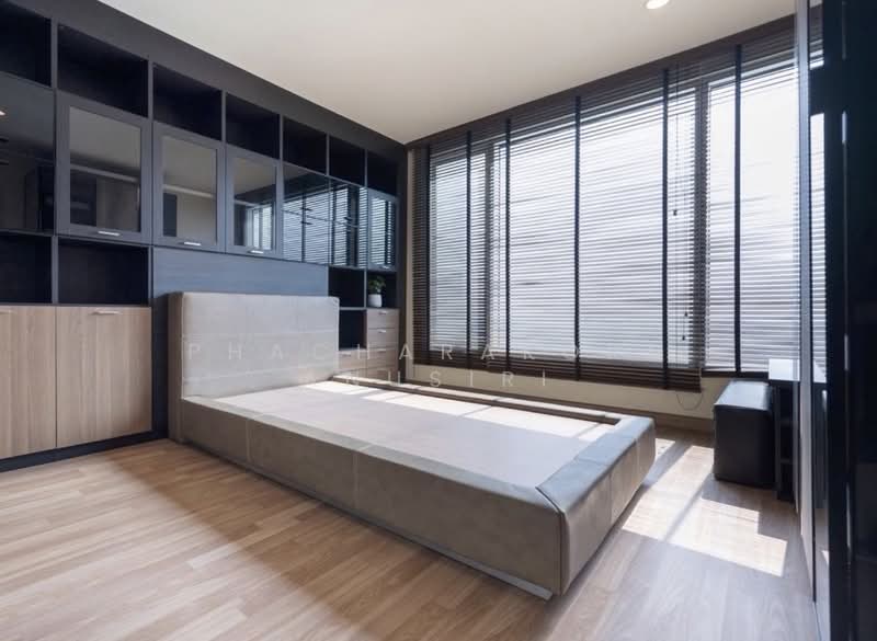 Watermark Chaophraya, Bangkok, Soi Charoennakorn 39-41, Charoennakorn Road, Bang Lam Phu Lang, Khlong San, Bangkok, 3 Bedrooms, 145 sqm, Condo For Sale, by Phacharakorn Anusiri, 500334456 - DDproperty.com