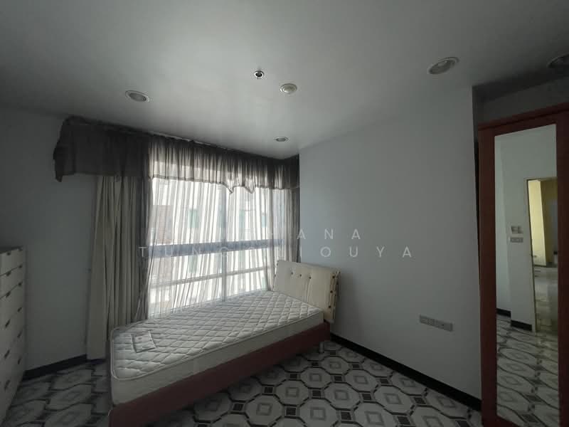 Sathorn House, Bangkok, Sathorn, Silom, Bang Rak, Bangkok, 4 Bedrooms, 120 sqm, Condo For Sale, by Suthana Tungsriouya, 500334508 - DDproperty.com