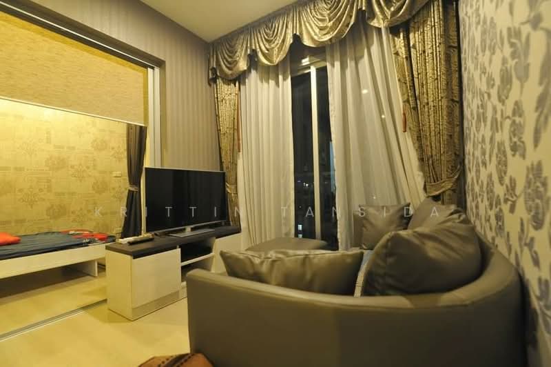 Life Ratchadapisek, Bangkok, 279 Ratchadapisaek Road, Huai Khwang, Bangkok, 2 Bedrooms, 48 sqm, Condo For Rent, by Krittin Tansida, 500334520 - DDproperty.com