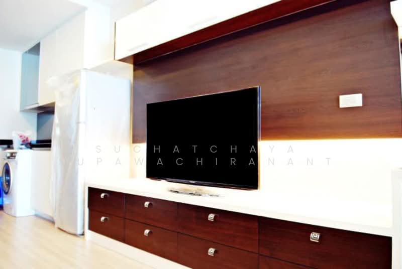 Sky Walk Residences, Bangkok, 1599 Sukhumvit Road, Phra Kanong Nua, Watthana, Bangkok, 1 Bedroom, 40 sqm, Condo For Rent, by Suchatchaya Supawachiranant, 500334550 - DDproperty.com
