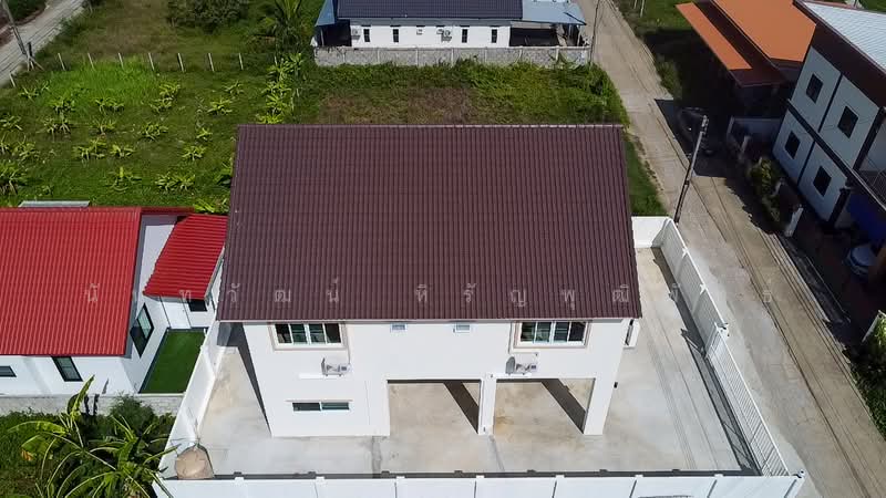 Brand New Modern House with Generous Living Space in Khua Mung, Saraphi, Chiang Mai, Kho Muong, Saraphi, Chiang Mai, 3 Bedrooms, 200 sqm, Single Detached House For Sale, by Nunthawat Hiranputtipat, 500334562 - DDproperty.com