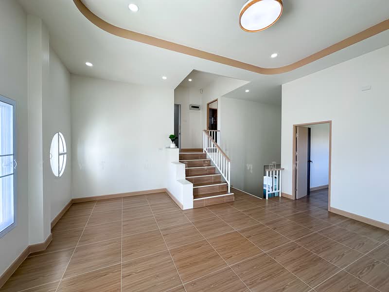 Brand New Modern House with Generous Living Space in Khua Mung, Saraphi, Chiang Mai, Kho Muong, Saraphi, Chiang Mai, 3 Bedrooms, 200 sqm, Single Detached House For Sale, by Nunthawat Hiranputtipat, 500334562 - DDproperty.com