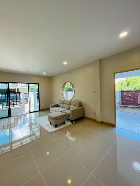 Moobaan Cho Rung Rueang 6, Nonthaburi, Bang Kruai - Sai Noi Road, Bang Rak Pattana, Bang Bua Thong, Nonthaburi, 3 Bedrooms, 155 sqm, Single Detached House For Sale, by Wanlapa Charoonthum, 500334566 - DDproperty.com
