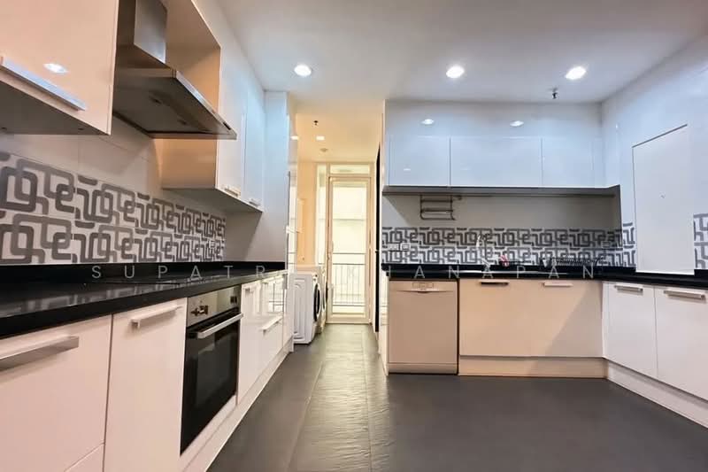 The Madison, Bangkok, Sukhumvit 41, Khlong Tan Nua, Watthana, Bangkok, 3 Bedrooms, 152 sqm, Condo For Rent, by Supatra Khanapan, 500334571 - DDproperty.com