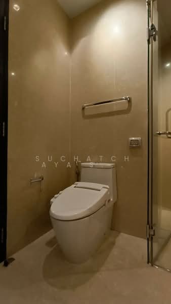 The Madison, Bangkok, Sukhumvit 41, Khlong Tan Nua, Watthana, Bangkok, 2 Bedrooms, 115 sqm, Condo For Rent, by Suchatchaya Supawachiranant, 500334577 - DDproperty.com
