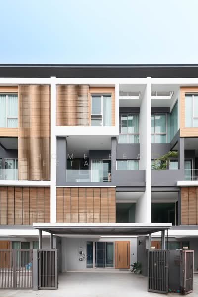 Nord Ladprao 110, Bangkok, Soi Sonthi Watthana Yeak 4, Ladprao 110 Road, Phlapphla, Wang Thonglang, Bangkok, 3 Bedrooms, 250 sqm, Townhouse For Sale, by HOME Real Estate Service, 500334598 - DDproperty.com