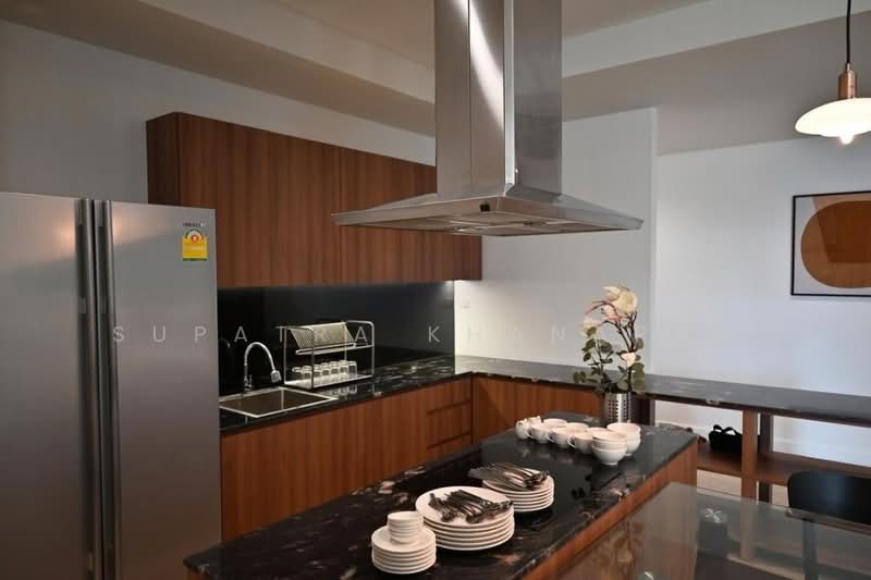 Nusasiri Grand, Bangkok, Soi Sukhumvit 42, Phra Kanong, Khlong Toei, Bangkok, 3 Bedrooms, 136 sqm, Condo For Rent, by Supatra Khanapan, 500334614 - DDproperty.com