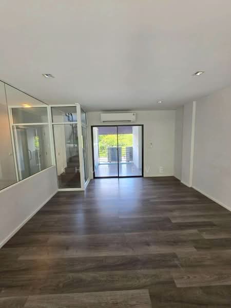 Home office in Bangna Km. 5 at Cascade bangna ( SPSEVE1949 ), Samut Prakan, Bang Kaeo, Bang Plee, Samut Prakan, , 250 sqm, Shophouse For Rent, by Khun Eve, 500334672 - DDproperty.com