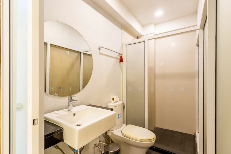 Narastay @ Phrom Phong, Bangkok, Soi Sukhumvit 39, Phra Kanong Nua, Watthana, Bangkok, 2 Bedrooms, 68 sqm, Apartment For Rent, by Krittin Tansida, 500334684 - DDproperty.com