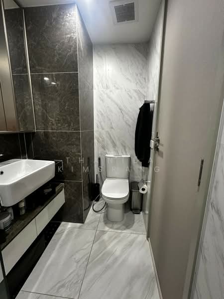 Fynn Asoke, Bangkok, 28 Sukhumvit 10 Alley, Khlong Toei, Bangkok, 1 Bedroom, 35 sqm, Condo For Rent, by Thanida Kimsrang, 500334705 - DDproperty.com