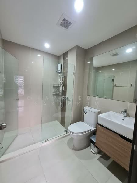 IDEO Thaphra Interchange, Bangkok, 131 Petchkasem Road, Wat Tha Pra, Bangkok Yai, Bangkok, 1 Bedroom, 35 sqm, Condo For Sale, by Chatruedee Sakphrom, 500334714 - DDproperty.com