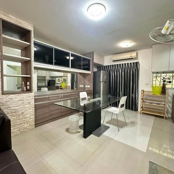 Town Plus Kaset - Nawamin : ทาวน์พลัส เกษตร - นวมินทร์, กรุงเทพ, ถนนคลองลำเจียก, นวลจันทร์, บึงกุ่ม, กรุงเทพ, 300 ตร.ม., ทาวน์เฮ้าส์ ขาย, โดย สรภพ ยอดไชย (สีฝุ่น), 500334732 - DDproperty.com