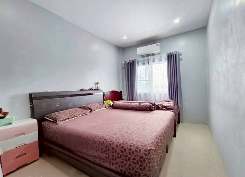อาคารพาณิชย์บ้านใหม่ นครราชสีมา, Nakhon Ratchasima, Ban Mai, Muang Nakhon Ratchasima, Nakhon Ratchasima, , 100 sqm, Shophouse For Sale, by The Best Property Agent ย้งยี้, 500334792 - DDproperty.com