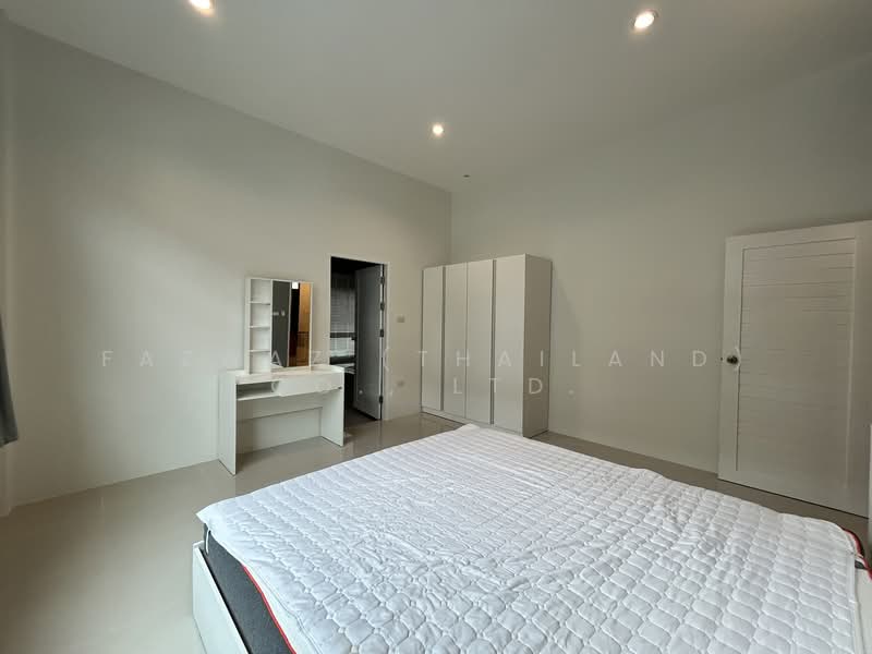 บ้านใหม่ 2 ห้องนอน ให้เช่าในฉลอง ภูเก็ต พร้อมอยู่ ทำเลสะดวกใกล้เมือง, ภูเก็ต, ฉลอง, เมืองภูเก็ต, ภูเก็ต, 160 ตร.ม., บ้านเดี่ยว ให้เช่า, โดย Fazwaz (Thailand) Co., Ltd., 500334816 - DDproperty.com