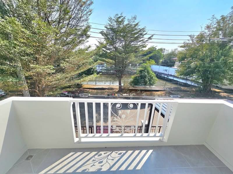 Maneerin Lake & Park and Nantana Garden Park Place, Pathum Thani, Tiwanon Road 345, Bang Khu Wat, Muang Pathum Thani, Pathum Thani, 4 Bedrooms, 220 sqm, Single Detached House For Sale, by Wanlapa Charoonthum, 500334827 - DDproperty.com