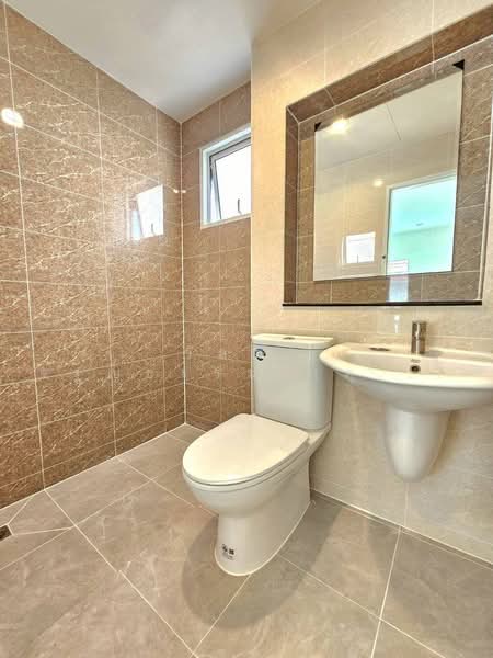 Maneerin Lake & Park and Nantana Garden Park Place, Pathum Thani, Tiwanon Road 345, Bang Khu Wat, Muang Pathum Thani, Pathum Thani, 4 Bedrooms, 220 sqm, Single Detached House For Sale, by Wanlapa Charoonthum, 500334827 - DDproperty.com