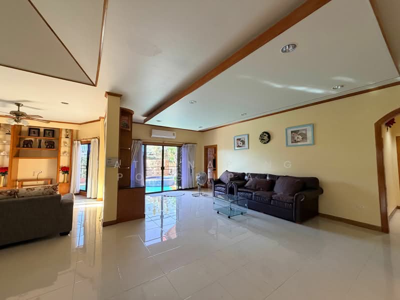 4-BR House, Chon Buri (Pattaya), Nong Pru, Bang Lamung (Pattaya), Chon Buri (Pattaya), 4 Bedrooms, 350 sqm, Single Detached House For Rent, by Pattanapong Pongpipat, 500334842 - DDproperty.com
