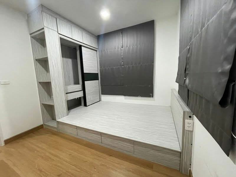 Golden Neo Bangkhae, Bangkok, 345 005/1 Soi Kanchanaphisek, Lak Song, Bang Khae, Bangkok, 4 Bedrooms, 140 sqm, Semi-Detached House (Twin House) For Sale, by สรภพ ยอดไชย (สีฝุ่น), 500334843 - DDproperty.com