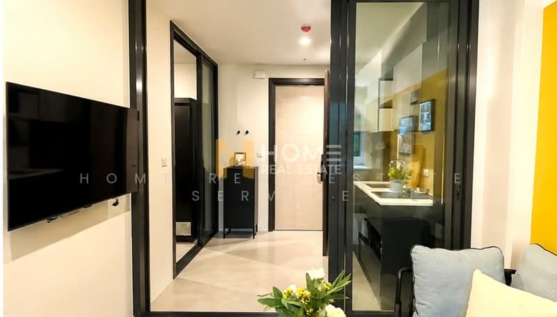 XT Huaikhwang, Bangkok, 244 Ratchadaphisek Road, Huai Khwang, Bangkok, 1 Bedroom, 35 sqm, Condo For Sale, by HOME Real Estate Service, 500334845 - DDproperty.com