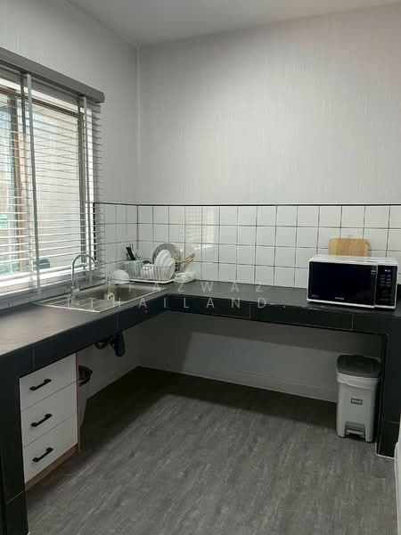 ทาวน์โฮม 3 ห้องนอน กะทู้–ป่าตอง ทำเลกลางภูเก็ต เดินทางสะดวก, ภูเก็ต, กะทู้, ภูเก็ต, 110 ตร.ม., ทาวน์เฮ้าส์ ให้เช่า, โดย Fazwaz (Thailand) Co., Ltd., 500334862 - DDproperty.com