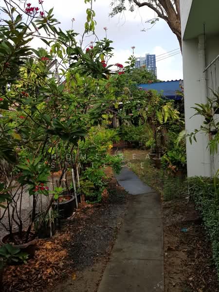 ที่ดินและสิ่งปลูกสร้าง สุขุมวิท 81, Bangkok, Phra Kanong Nua, Watthana, Bangkok, , 1,428 sqm, Land For Sale, by HOME Real Estate Service, 500334878 - DDproperty.com