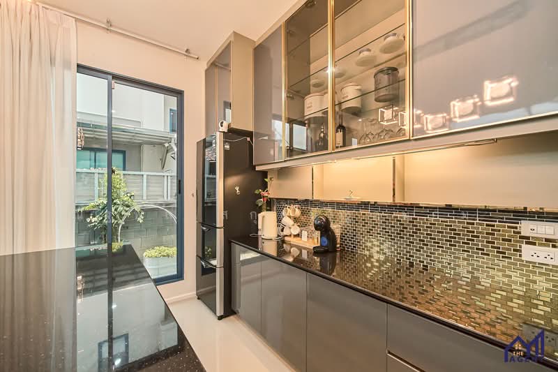 Grandio Bangkae, Bangkok, Klongnongyai Lak Song, Lak Song, Bang Khae, Bangkok, 4 Bedrooms, 350 sqm, Single Detached House For Sale, by NATTHAPOL Sakulboontanom, 500334916 - DDproperty.com