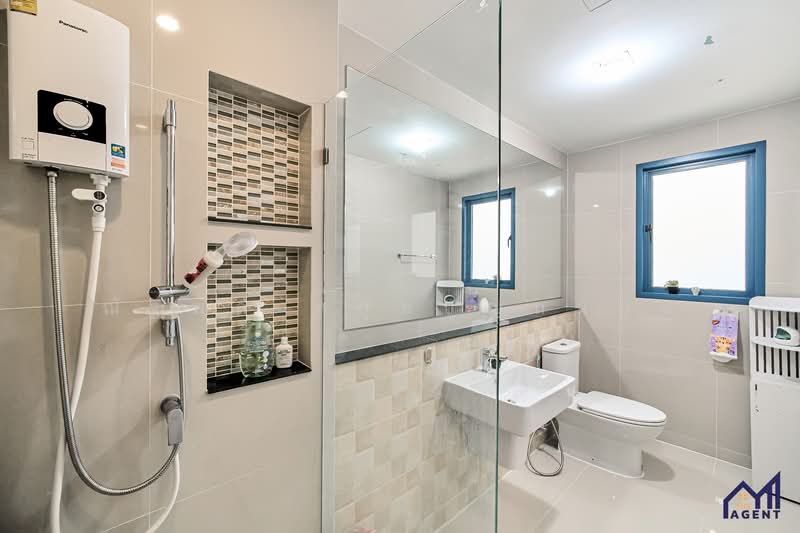 Grandio Bangkae, Bangkok, Klongnongyai Lak Song, Lak Song, Bang Khae, Bangkok, 4 Bedrooms, 350 sqm, Single Detached House For Sale, by NATTHAPOL Sakulboontanom, 500334916 - DDproperty.com
