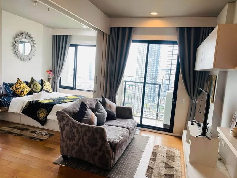 Blocs 77, Bangkok, 291 On Nut Rd, Phra Kanong Nua, Watthana, Bangkok, 1 Bedroom, 40 sqm, Condo For Rent, by Nutnaree Nakkaew, 500334936 - DDproperty.com