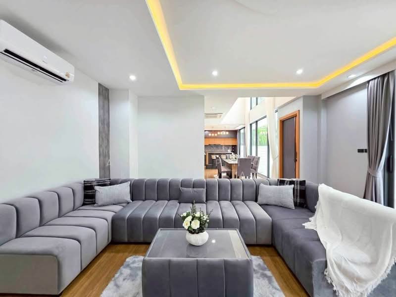 4-BR Villa, Chon Buri (Pattaya), Nong Pru, Bang Lamung (Pattaya), Chon Buri (Pattaya), 4 Bedrooms, 480 sqm, Villa For Sale, by Achitaphop Klinpipat, 500334937 - DDproperty.com