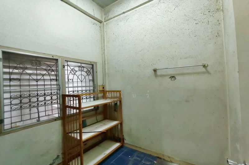 ซอยพหลโยธิน 35, กรุงเทพ, ลาดยาว, จตุจักร, กรุงเทพ, 120 ตร.ม., ทาวน์เฮ้าส์ ขาย, โดย คุณโบว์, 500334966 - DDproperty.com