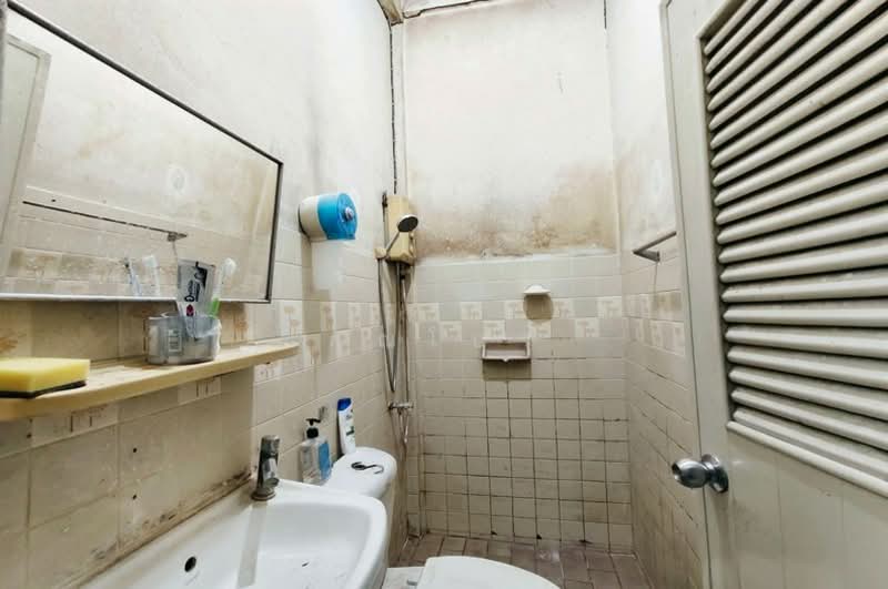 ซอยพหลโยธิน 35, Bangkok, Lat Yao, Chatuchak, Bangkok, 2 Bedrooms, 120 sqm, Townhouse For Sale, by คุณโบว์, 500334966 - DDproperty.com