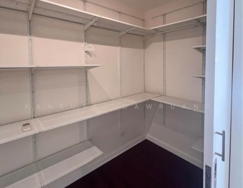 Townhouse soi Sukhumvit 49/4, Bangkok, Khlong Tan Nua, Watthana, Bangkok, 4 Bedrooms, 276 sqm, Townhouse For Sale, by Kanrutai Dawruang, 500334984 - DDproperty.com
