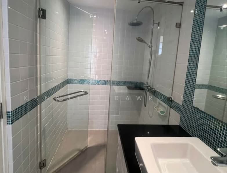 Townhouse soi Sukhumvit 49/4, Bangkok, Khlong Tan Nua, Watthana, Bangkok, 4 Bedrooms, 276 sqm, Townhouse For Sale, by Kanrutai Dawruang, 500334984 - DDproperty.com