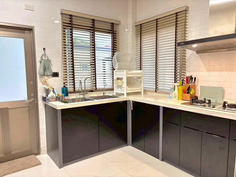 Perfect Masterpiece Sukhumvit 77 : เพอร์เฟค มาสเตอร์พีซ สุขุมวิท 77, สมุทรปราการ, ซอย หมู่บ้านเพอร์เฟคเพลส สุขุมวิท 77, ราชาเทวะ, บางพลี, สมุทรปราการ, 4 ตร.ม., บ้านเดี่ยว ให้เช่า, โดย Suthasin Boonkong, 500335032 - DDproperty.com