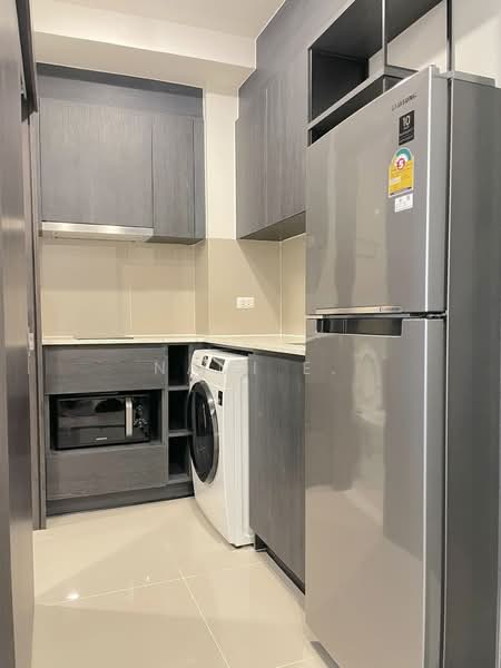 XT Huaikhwang, Bangkok, 244 Ratchadaphisek Road, Huai Khwang, Bangkok, 1 Bedroom, 35 sqm, Condo For Sale, by Nami E., 500335146 - DDproperty.com