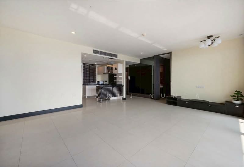 Watermark Chaophraya, Bangkok, Soi Charoennakorn 39-41, Charoennakorn Road, Bang Lam Phu Lang, Khlong San, Bangkok, 3 Bedrooms, 145 sqm, Condo For Sale, by Noppharuj Nunta, 500335151 - DDproperty.com
