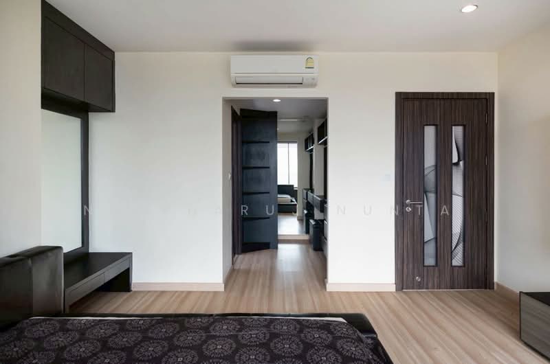 Watermark Chaophraya, Bangkok, Soi Charoennakorn 39-41, Charoennakorn Road, Bang Lam Phu Lang, Khlong San, Bangkok, 3 Bedrooms, 145 sqm, Condo For Sale, by Noppharuj Nunta, 500335151 - DDproperty.com