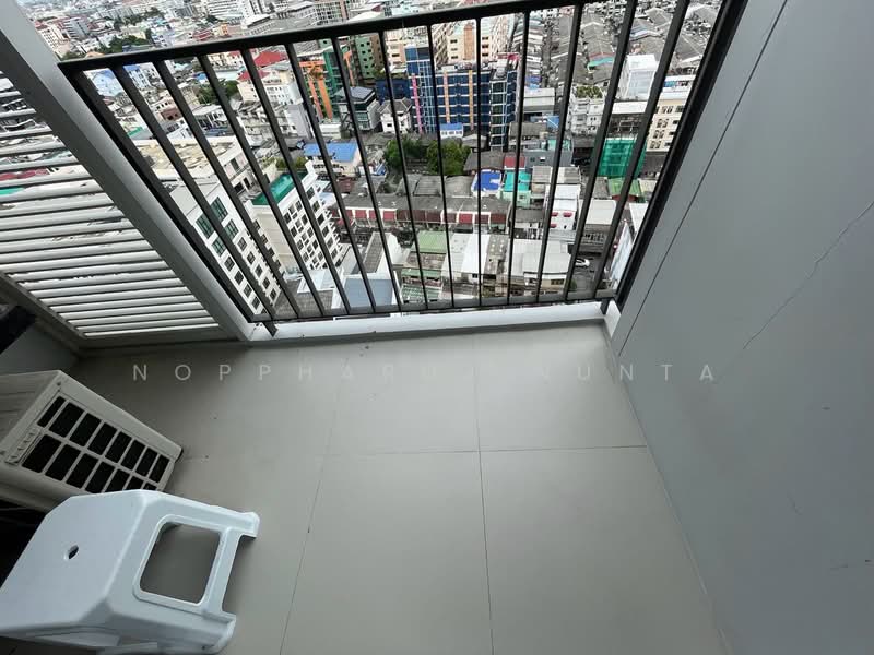 XT Huaikhwang, Bangkok, 244 Ratchadaphisek Road, Huai Khwang, Bangkok, 2 Bedrooms, 60 sqm, Condo For Rent, by Noppharuj Nunta, 500335157 - DDproperty.com