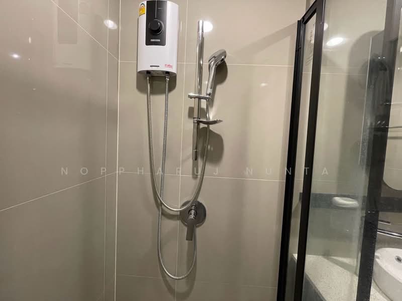 XT Huaikhwang, Bangkok, 244 Ratchadaphisek Road, Huai Khwang, Bangkok, 2 Bedrooms, 60 sqm, Condo For Rent, by Noppharuj Nunta, 500335157 - DDproperty.com
