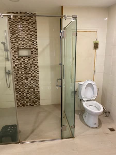 Masterview Executive Place, Bangkok, Chareonnakorn, Bang Lam Phu Lang, Khlong San, Bangkok, 2 Bedrooms, 128 sqm, Condo For Rent, by Noppharuj Nunta, 500335166 - DDproperty.com