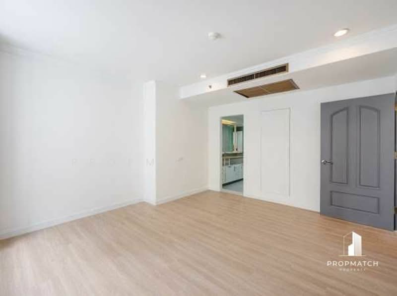 Las Colinas, Bangkok, Sukhumvit 21 Road, Khlongtoei Nua, Watthana, Bangkok, 3 Bedrooms, 240 sqm, Condo For Sale, by PROPMATCH CO., LTD., 500335185 - DDproperty.com