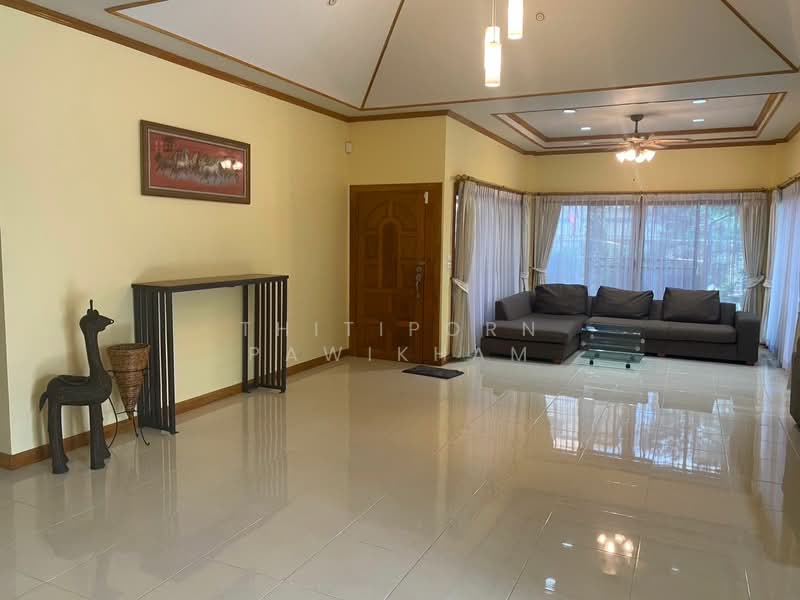 4-BR House, Chon Buri (Pattaya), Nong Pru, Bang Lamung (Pattaya), Chon Buri (Pattaya), 4 Bedrooms, 350 sqm, Single Detached House For Sale, by Thitiporn Pawikham, 500335189 - DDproperty.com