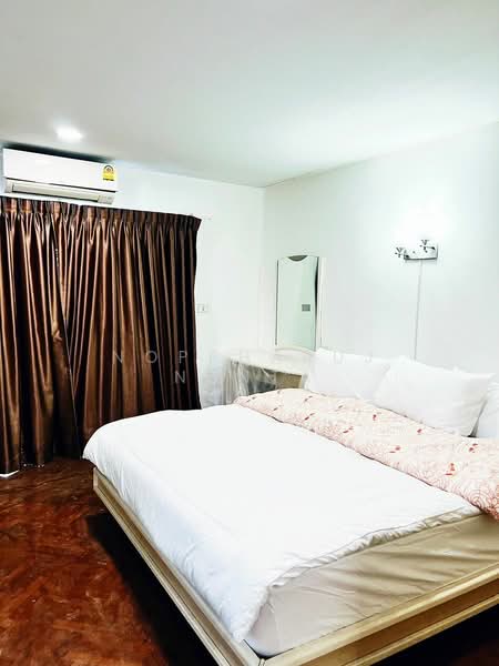 Witthayu Complex, Bangkok, 1673 New Petchaburi Road, Makkasan, Ratchathewi, Bangkok, 2 Bedrooms, 95 sqm, Condo For Rent, by Noppharuj Nunta, 500335195 - DDproperty.com