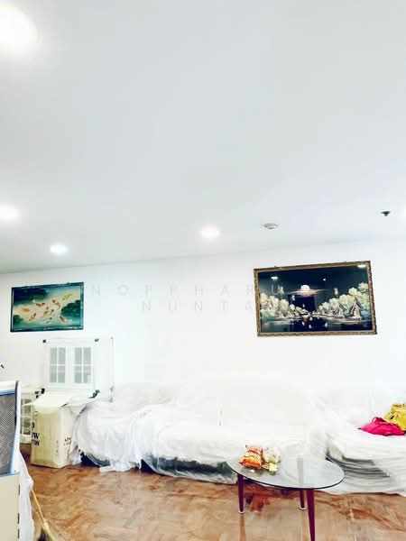 Witthayu Complex, Bangkok, 1673 New Petchaburi Road, Makkasan, Ratchathewi, Bangkok, 2 Bedrooms, 95 sqm, Condo For Rent, by Noppharuj Nunta, 500335195 - DDproperty.com