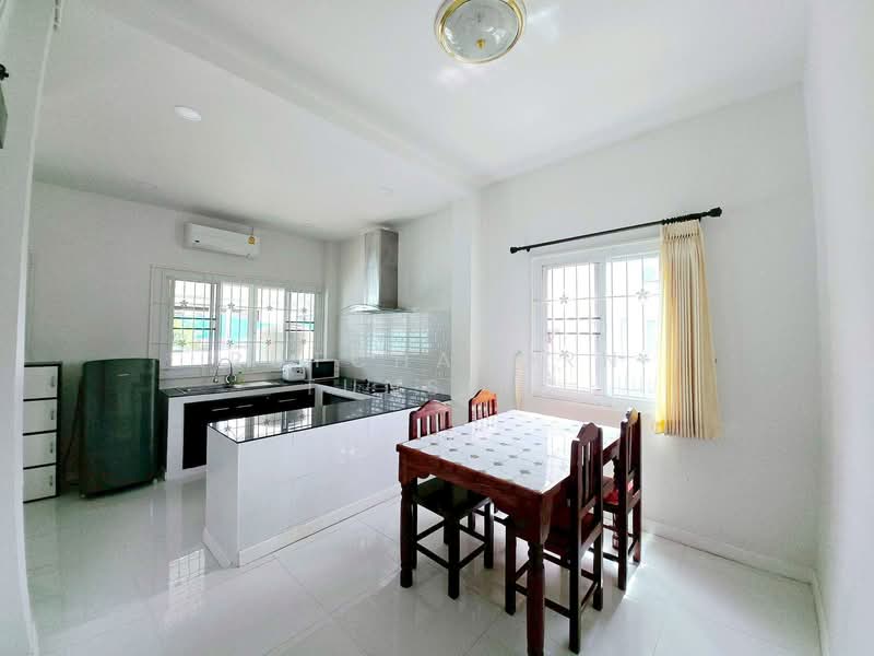 บ้านให้เช่า – ใกล้เซ็นทรัลเฟสติวัลเพียง 5 นาที ค่าเช่า 18,500 บาท / เดือน รหัสทรัพย์ : No.6H236, Chiang Mai, San Sai Noi, San Sai, Chiang Mai, 4 Bedrooms, 150 sqm, Single Detached House For Rent, by Rutchaporn Tunsiri, 500335196 - DDproperty.com