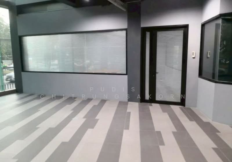 Showroom Space for Rent – Ratchadaphisek 56 / Chatuchak, Bangkok, Lat Yao, Chatuchak, Bangkok, , 440 sqm, Office Space For Rent, by Pudis Chitrungsakorn, 500335242 - DDproperty.com