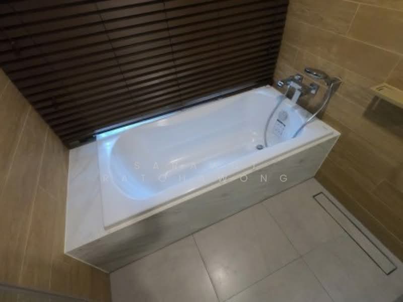 Taka Haus, Bangkok, 99 Soi Ekamai 10, Khlong Tan Nua, Watthana, Bangkok, 2 Bedrooms, 65 sqm, Condo For Rent, by Sarawut Ratchawong, 500335262 - DDproperty.com